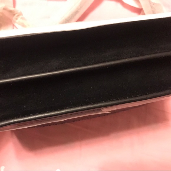 TORY BURCH Robinson Embossed Mini Shoulder Bag - Picture 3 of 6